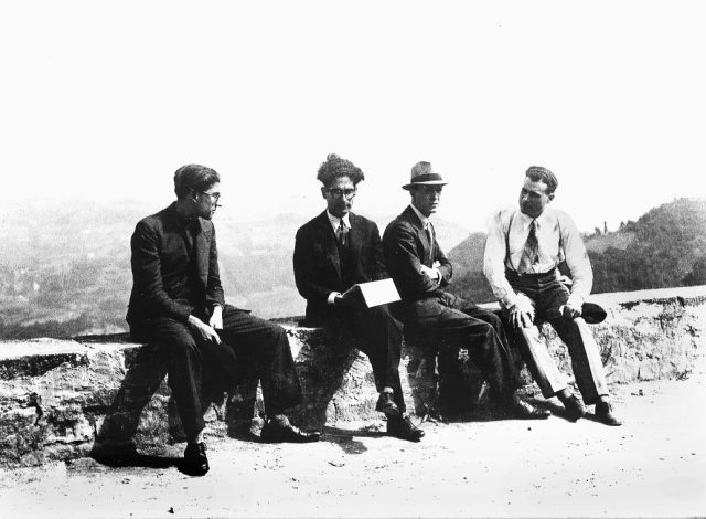 pavese-con-leone-ginzburg-franco-antonicelli-e-carlo-frassinelli